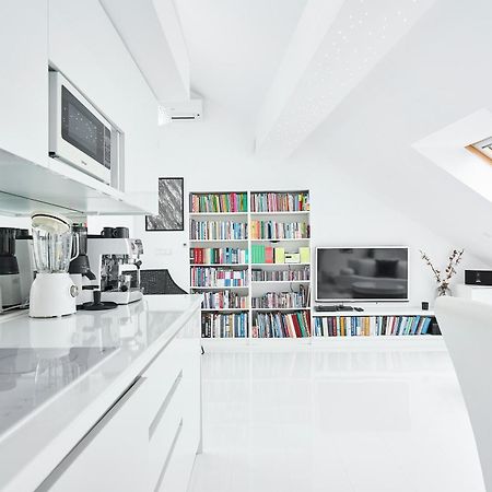 Ferienwohnung Unique Design Loft In Middle Of Centre Of Old Town With Netflix Krakau Exterior foto